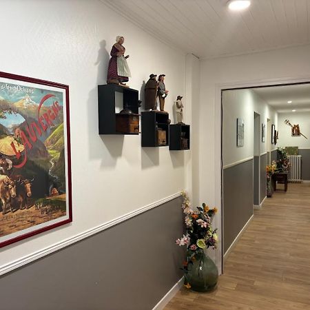 Auberge De La Normandie Junhac Εξωτερικό φωτογραφία