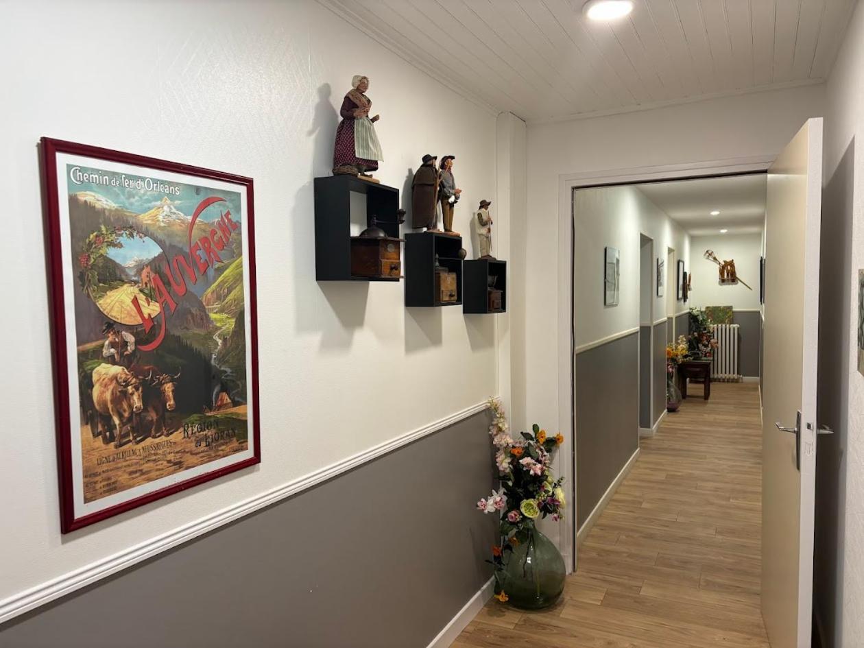 Auberge De La Normandie Junhac Εξωτερικό φωτογραφία